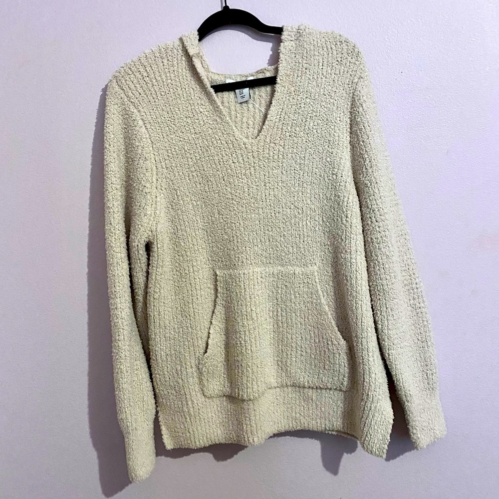 NWT Revolve cupcakes & cashmere V Neck Hoodie Sweater Soft & Cozy